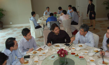 2q2012-luncheon